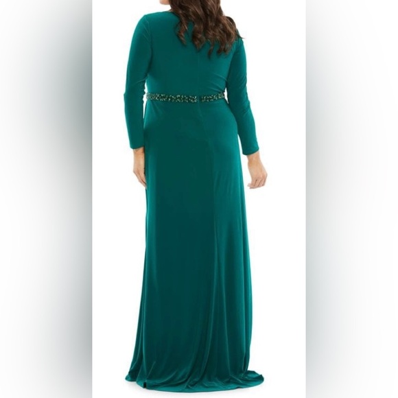 Mac Duggal Elegant Green Evening Gown Size 16W NWT - Picture 2 of 9